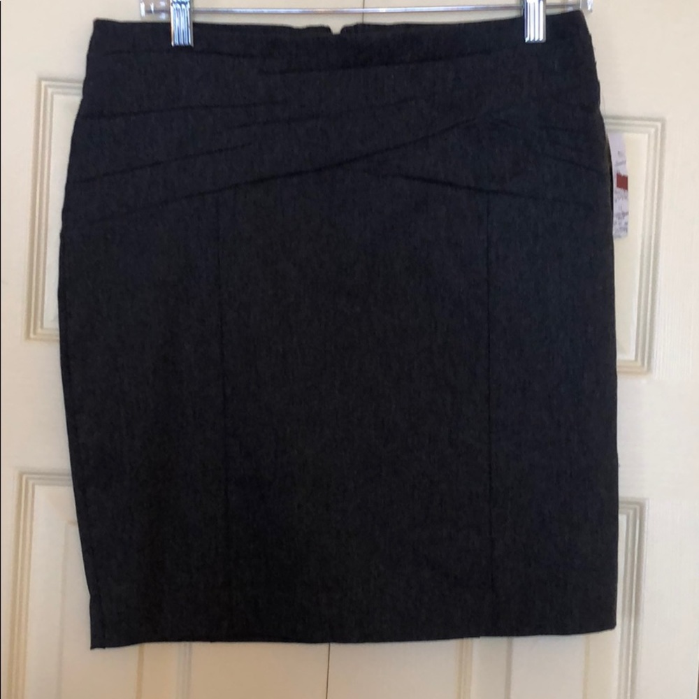 Pencil skirt, medium, sizing is odd on tag
